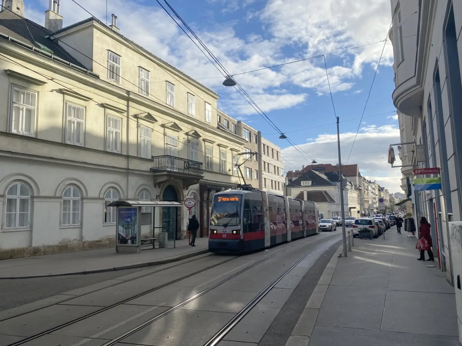 Naher Öffentlicher Verkehr