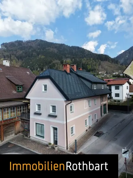 Großes Stadthaus in 8950 Stainach-Pürgg – 200m² Sanierungsprojekt mit Potenzial!