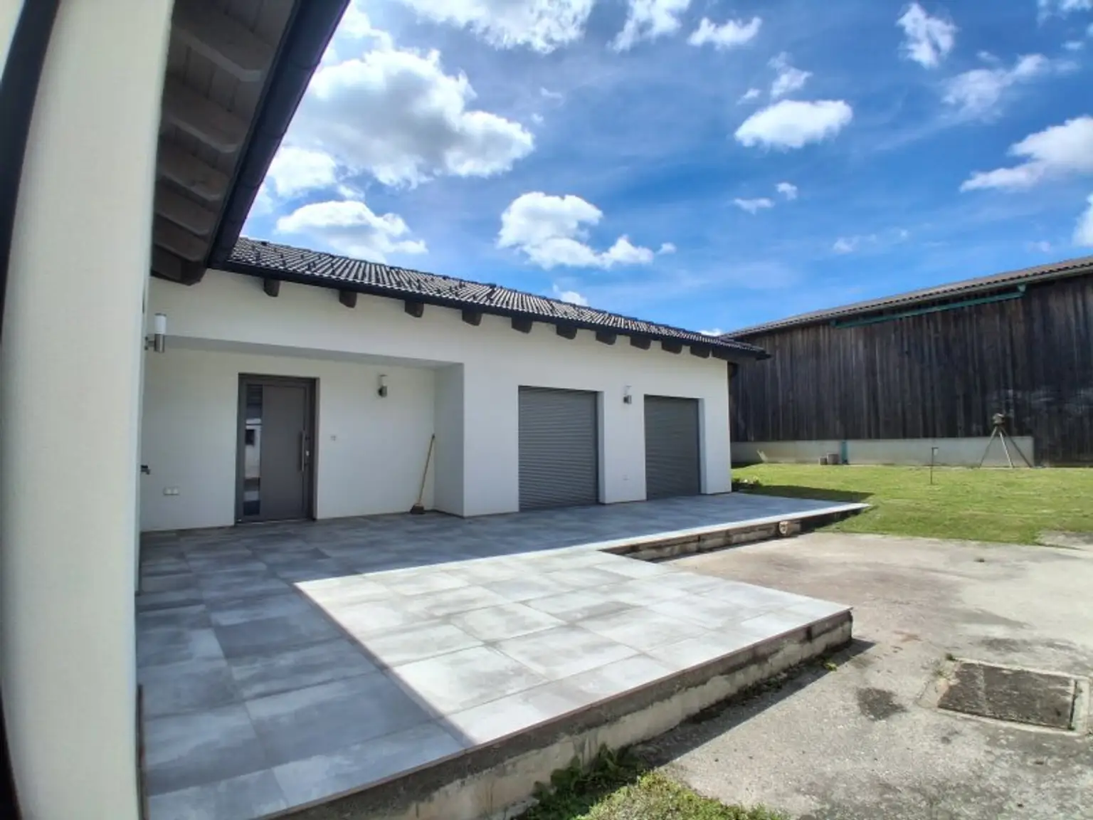Ansicht Terrasse und Innenhof
