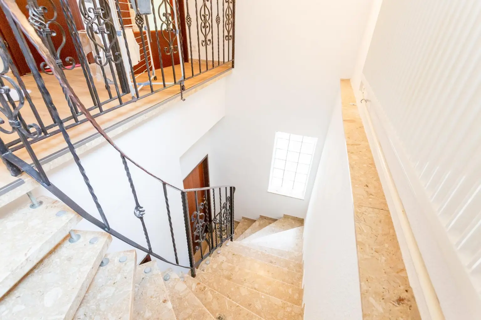 Wohnhaus oder Anlageobjekt zur studentischen Vermietung - Naturlage, Stadtnähe