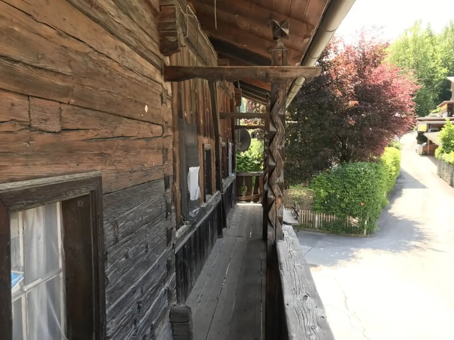 Sanierungsbedürftiges Wohnhaus in bester Wohnlage von Kolsass