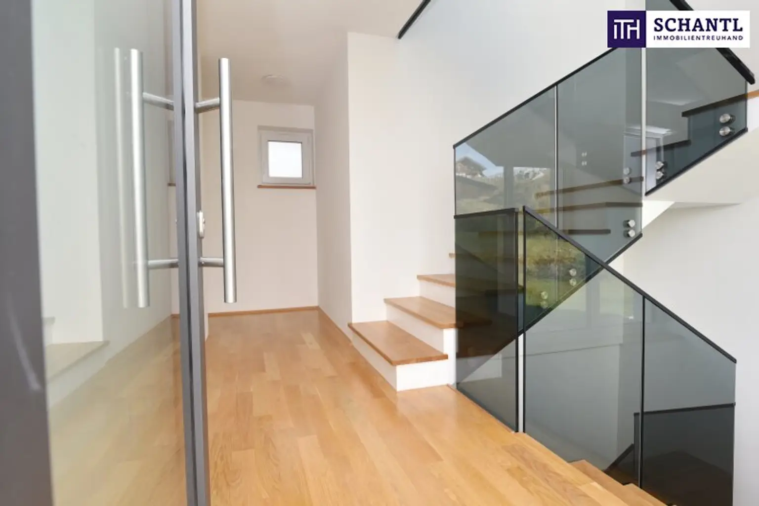 Exklusives Einfamilienhaus mit Panoramaterrasse in der steirischen Weingegend – Ein Wohnjuwel für höchste Ansprüche!