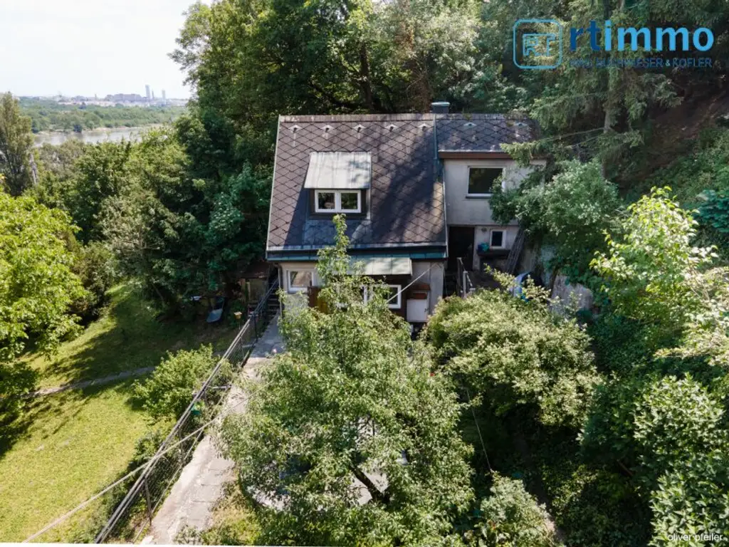 SELTENE GELEGENHEIT AM FUSSE DES KAHLENBERGS: Haus mit 835 qm Eigengrund zu kaufen + ca. 2500 qm anschließenden, sehr günstigen Pachtgrund zu übernehmen!