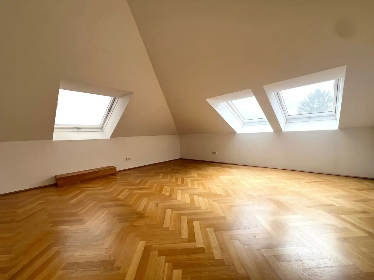 R | ++ NEU ++ SCHÖNE ZWEI  Zimmer mit TERRASSE - Altbau | Prima Service Immobilien