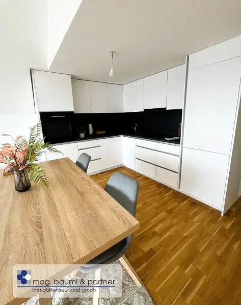 Erstbezug! 3-Zimmer-Wohnung mit Terrasse in der Nähe  U1 Kagraner Platz - INKLUSIVE Küche!