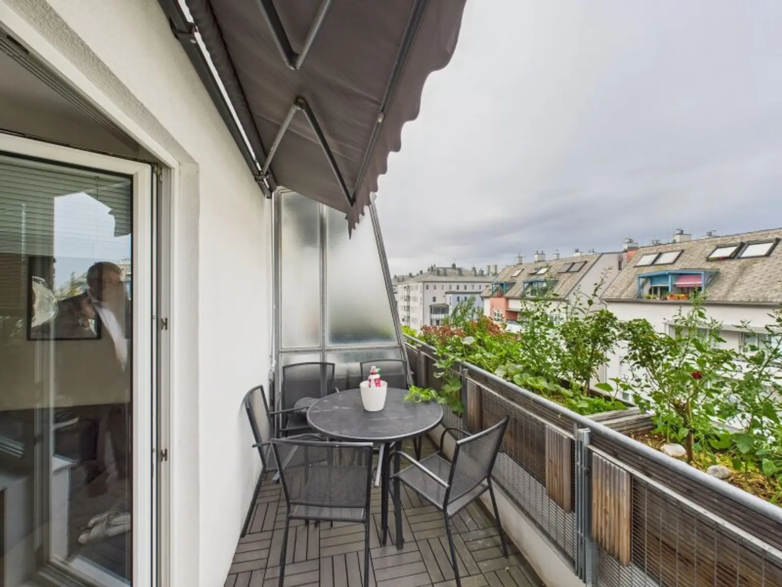 Charmante DG-Maisonette-Wohnung in 1110 Wien !