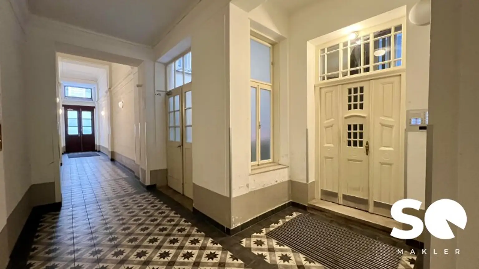 # SQ - CHARMANTE ALTBAUWOHNUNG IN EINEM GEPFLEGTEN ALTBAU -1080 WIEN
