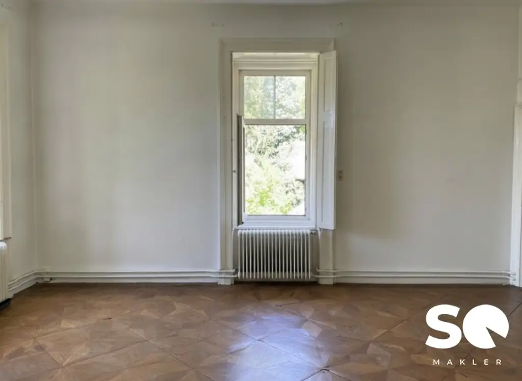 #SQ - ALTBAU VILLA IN ABSOLUTER EINZIGARTIGER RUHELAGE