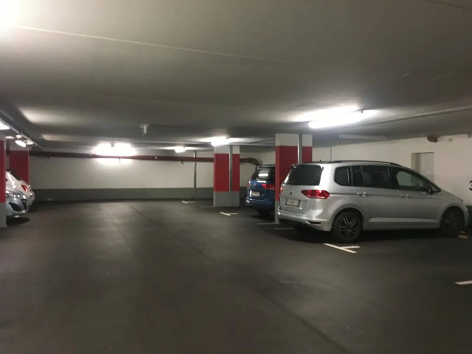 Moderne 3 Zimmerwohnung nähe Schloss Hetzendorf ruhe Lage Terrasse +Stellplatz