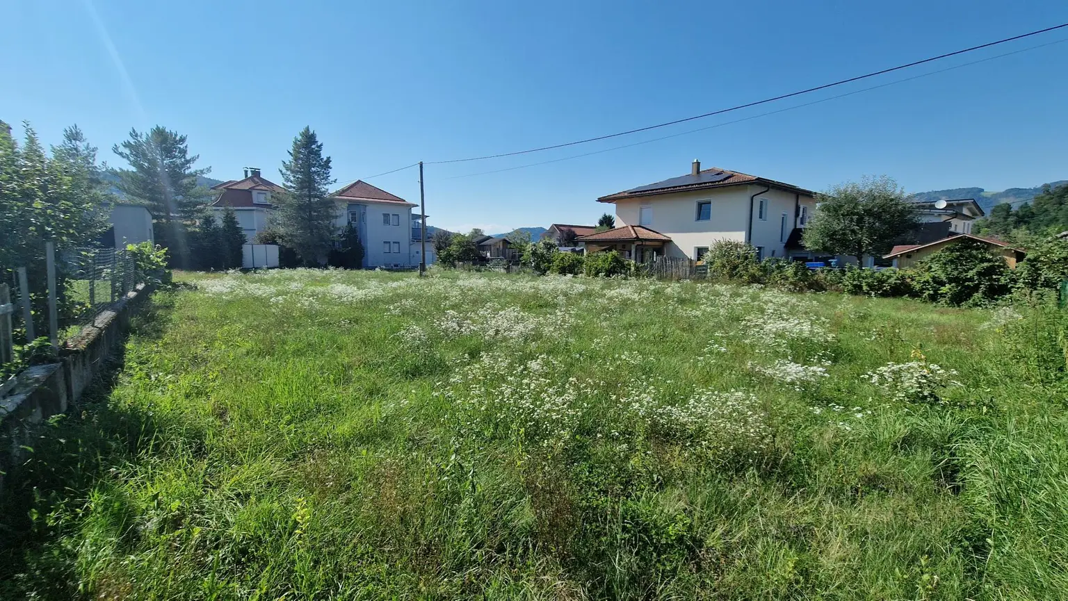 Voll aufgeschlossenes, ca. 933 m² großes Baugrundstück ohne Bauverpflichtung im Stadtzentrum