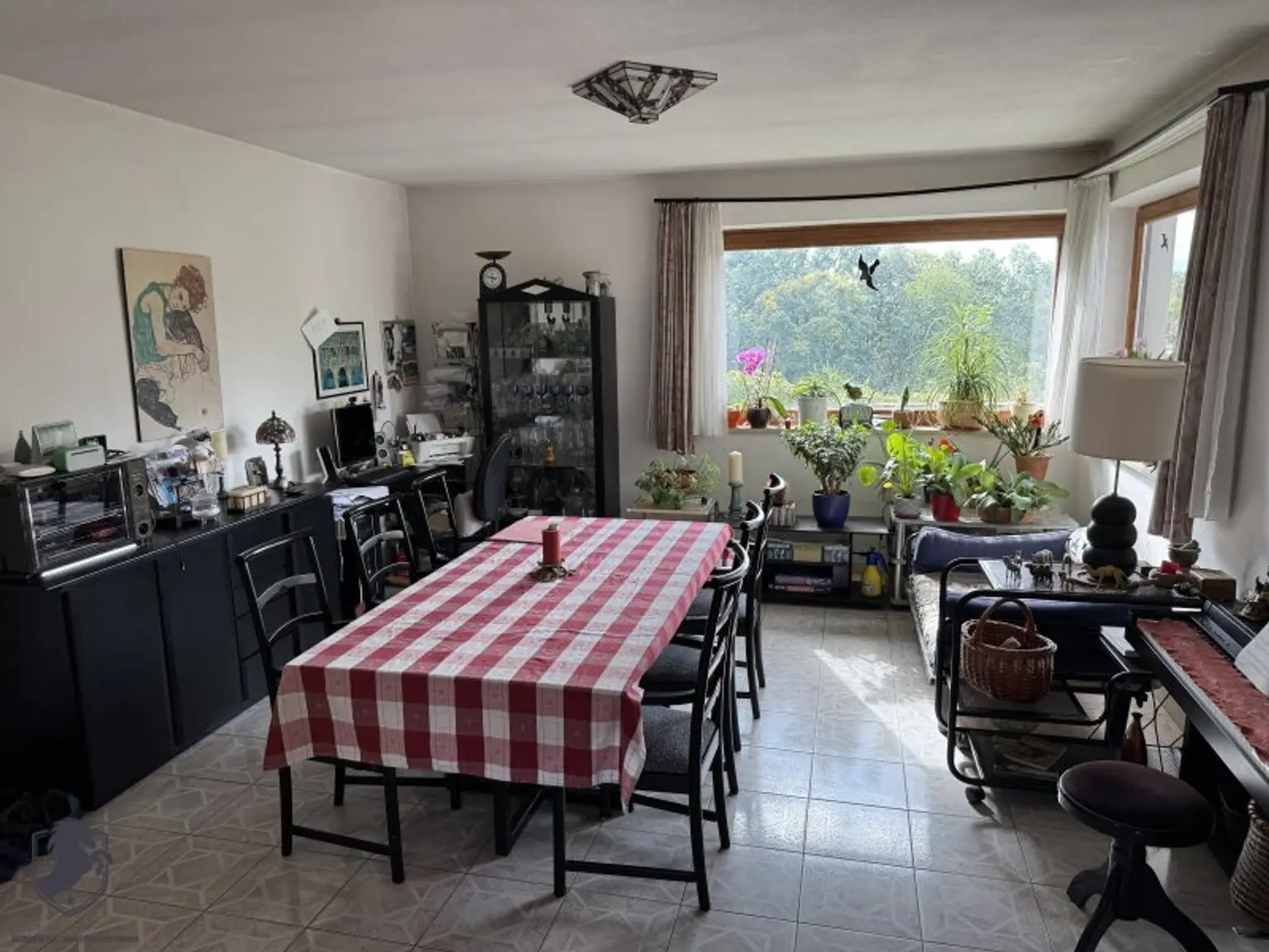 Einfamilienhaus mit großem Keller und traumhaftem Wald-Blick
