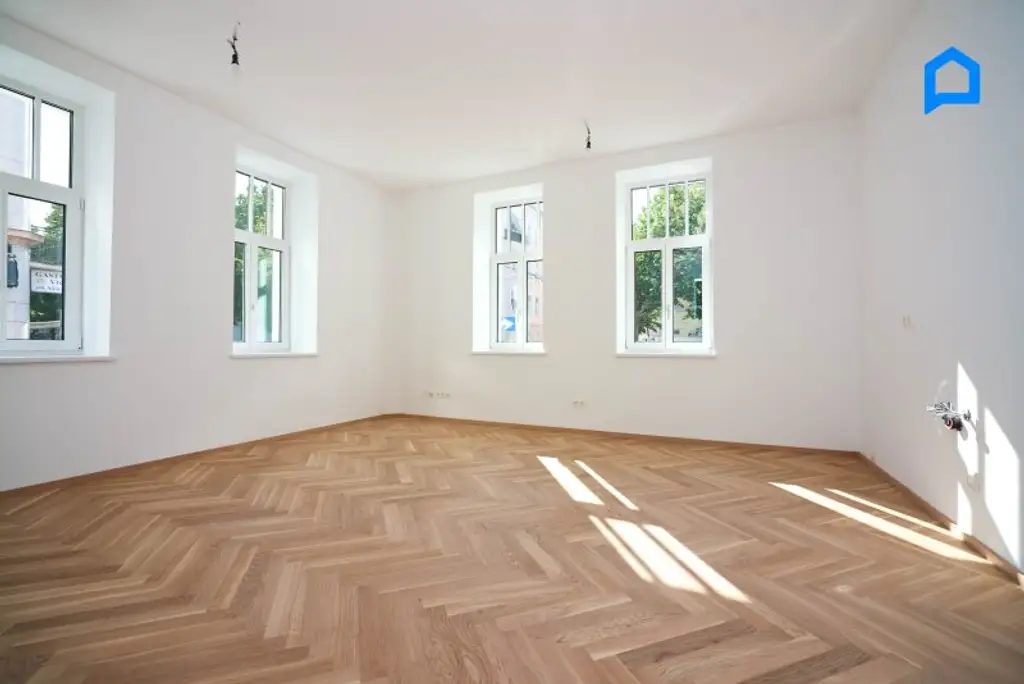 ERSTBEZUG, hell. JETZT einziehen! Kernsanierter Albau mit modernster Ausstattung TOP 5 / 53,18 m² Wohnfläche, 2 Zimmer plus Nebenräume, Kurzzeitvermietung möglich !