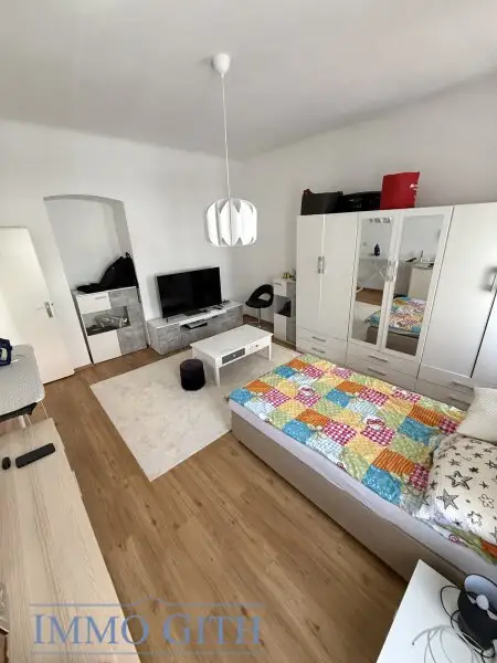 UNBEFRISTETE 2-ZIMMER-WOHNUNG MIT LIFT & U1 „ALTES LANDGUT“ VOR DER TÜR – 1100 WIEN ZU MIETEN!