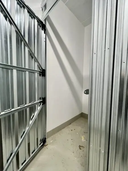 Wunderschöne 3 Zimmer Wohnung mit Balkon - Baujahr 2021 TOP 26 in den Innenhof gerichtet - PREIS Inkl. Heizung