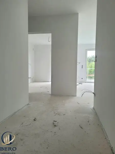 Erstbezug-3 Zimmer-großer Balkon-Provisionsfrei