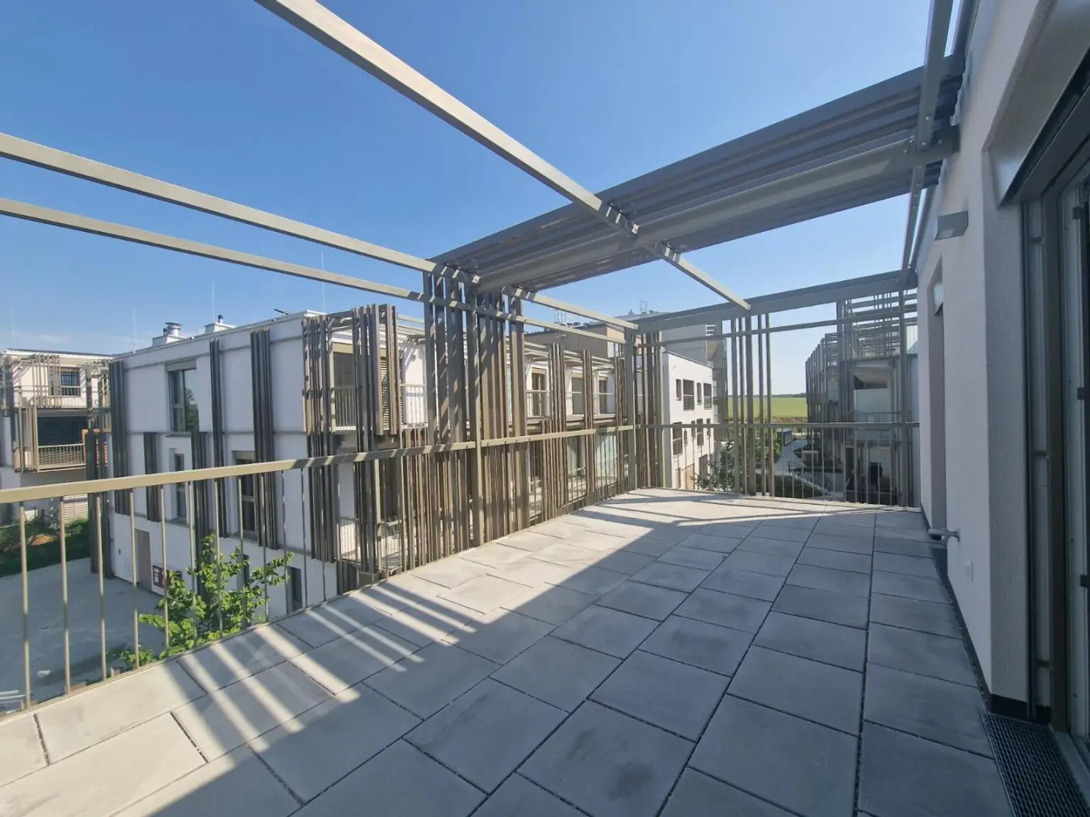 Dachterrasse westseitig.