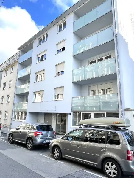 2 Zimmer Dachgeschoss-Wohnung  zu kaufen!!