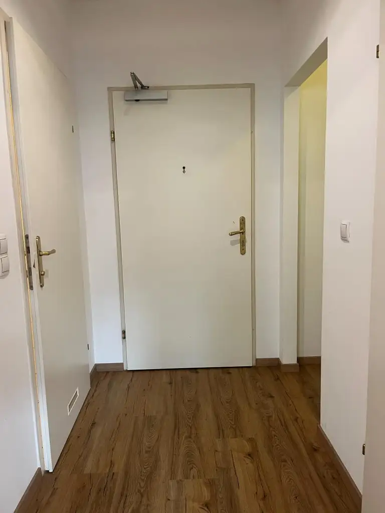 Gemütliche Kleinwohnung nahe FH Joanneum mit Parkplatz!