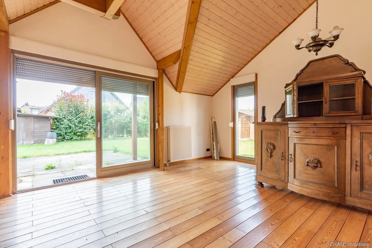 NG,EG - Wohnzimmer Ansicht 1