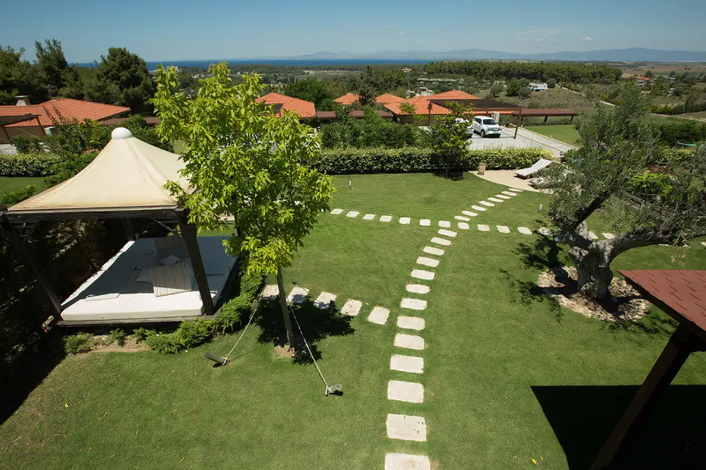 Mediterraner Luxus mit Panoramablick – Ihre exklusive Villa in Sani, Chalkidiki