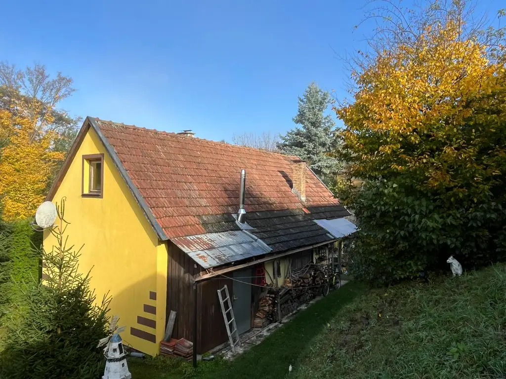 Kleines, sanierungsbedürftiges Häuschen mit Potenzial!