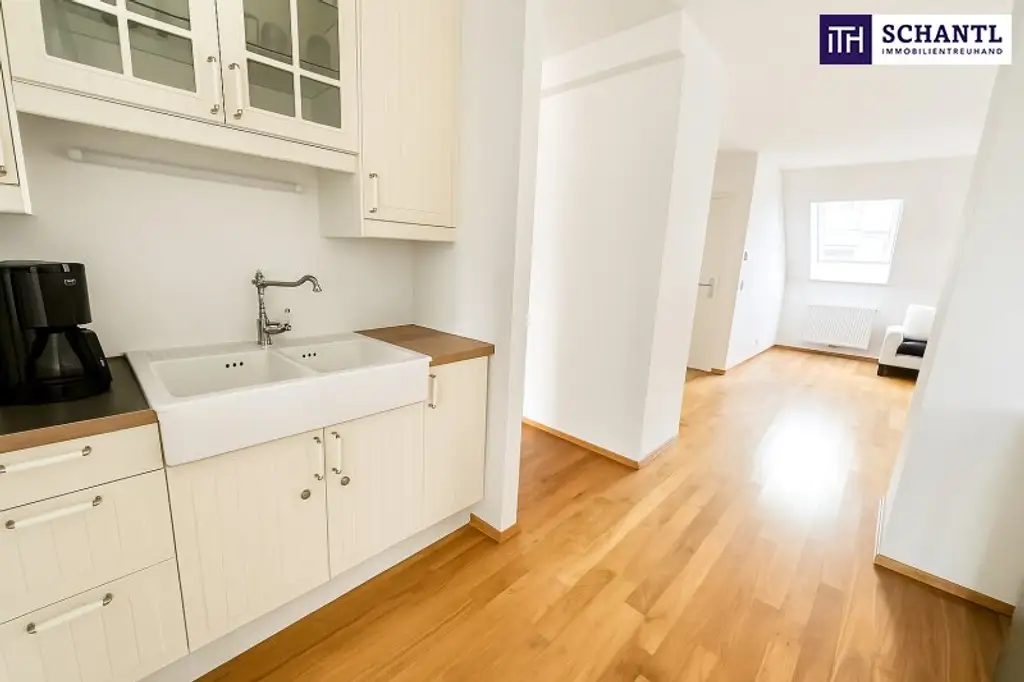 Exklusives Design-Loft mit einer Dachterrasse, Klimaanlage & Weitblick in Ruhelage