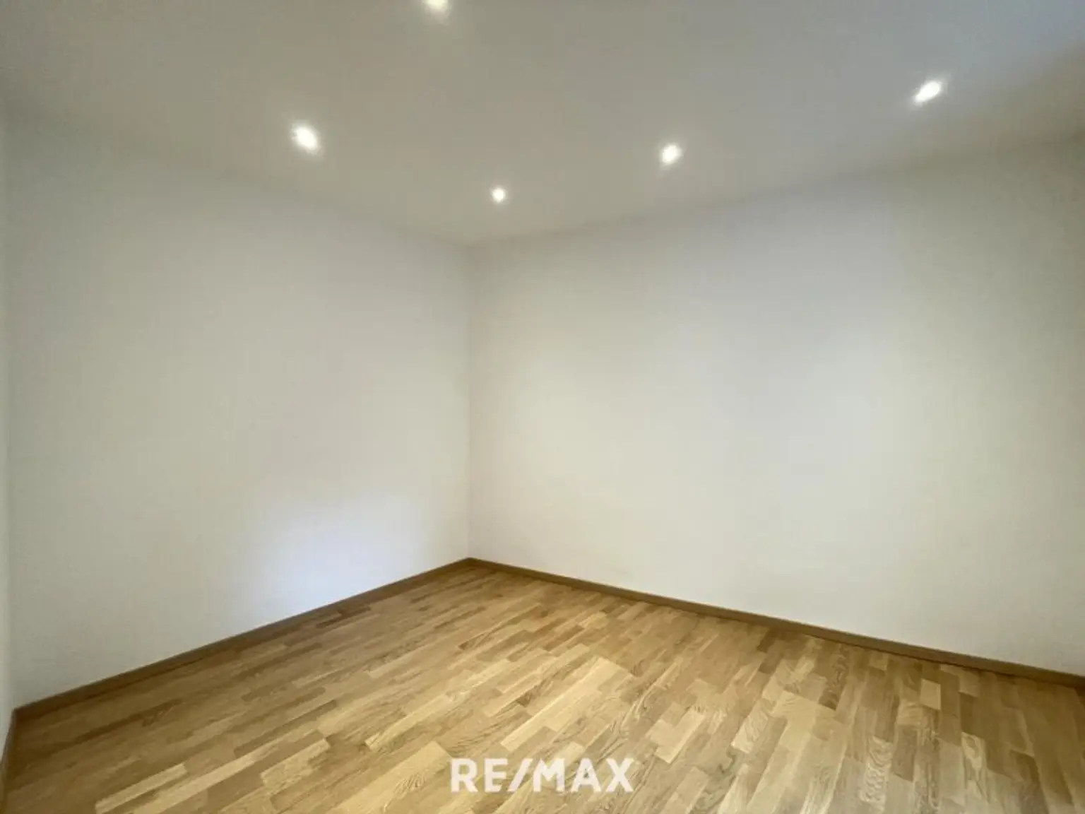 Innenhofseitige Gartenwohnung nahe Wertheimsteinpark und Heiligenstadt