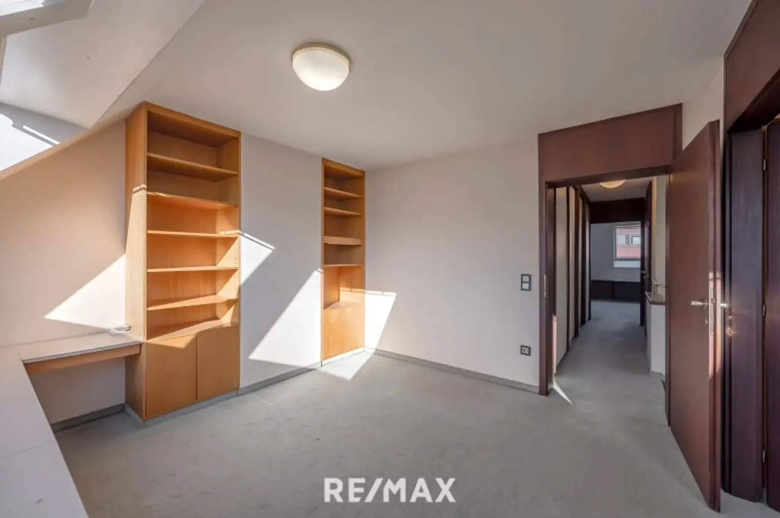 Kinderzimmer | Blick Vorzimmer