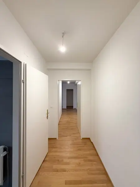 TOP ZUSTAND! 2-Zimmer Dachgeschoßwohnung in 1200 Wien mit Lift zu vermieten