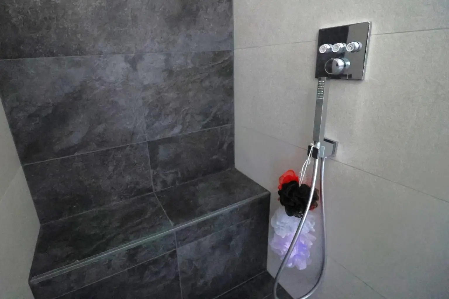 Exklusives Tech-Home mit Vollausstattung!
