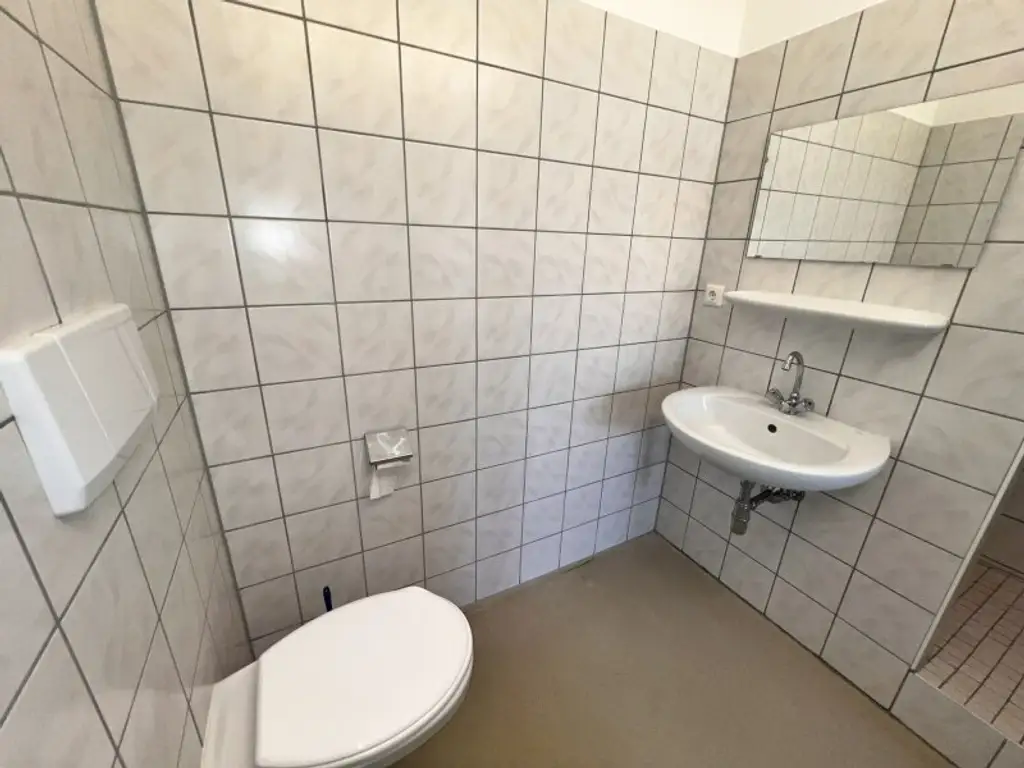 GÄSTEHAUS mit 17 abgeschlossenen Appartements zu vermieten!