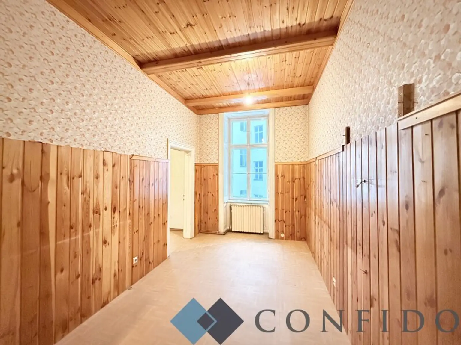 Sanierungsbedürftige 3 Zimmer Altbauwohnung mit Potenzial in der Clusiusgasse!