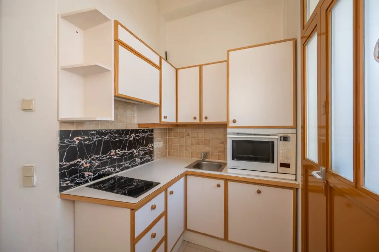 ++NEU++ 1-Zimmer ALTBAUWohnung - viel Potenzial!