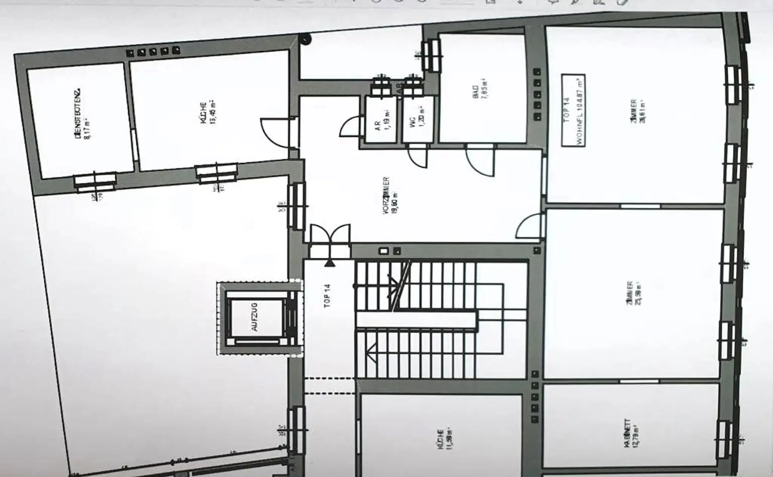 Theresianum, klassische Altbauhauptmiete, Stilhaus, Lift, sonnig