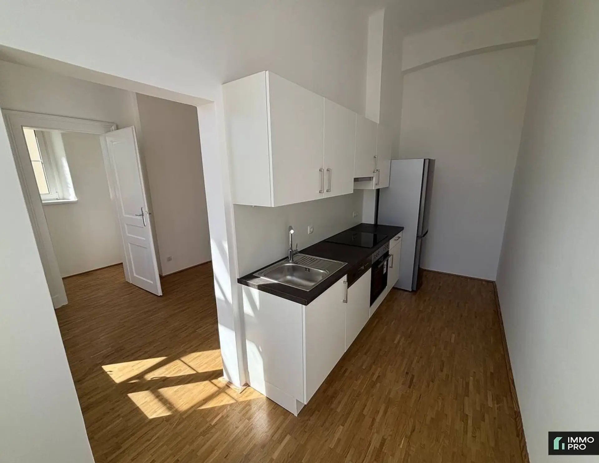 Helle 2-Zimmer Wohnung - Provisionsfrei!