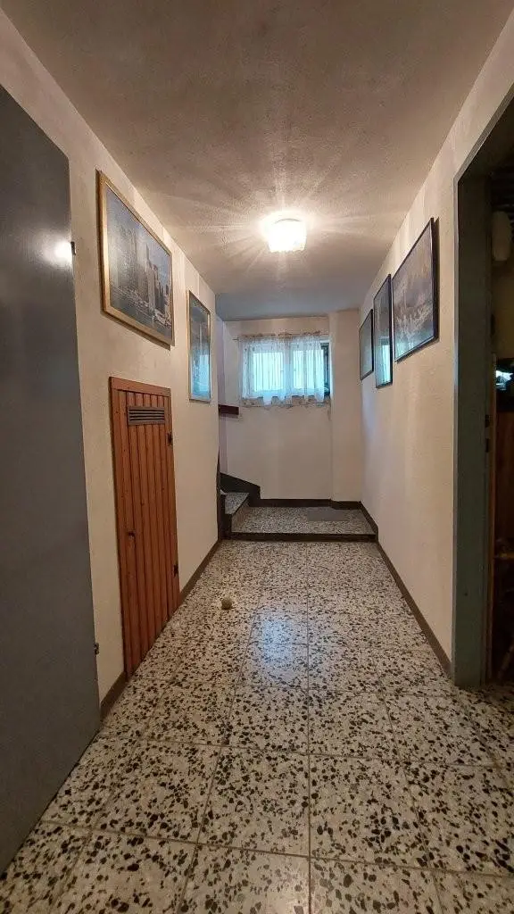 "Miethaus mit Terrasse und Garten - Breitenlee - Neuessling"