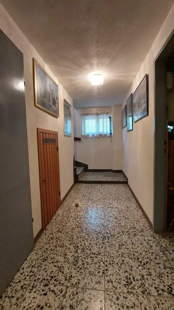 "Miethaus mit Terrasse und Garten - Breitenlee - Neuessling"