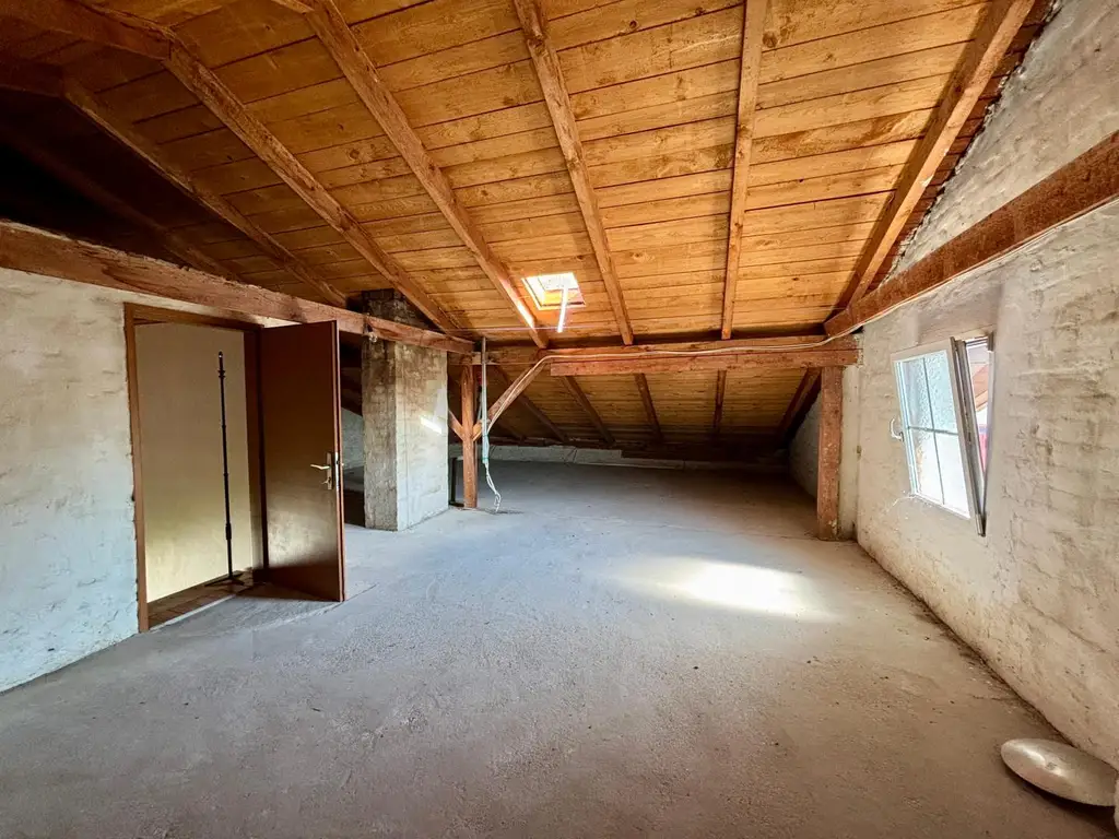 Einfamilienhaus mit großem Grund
