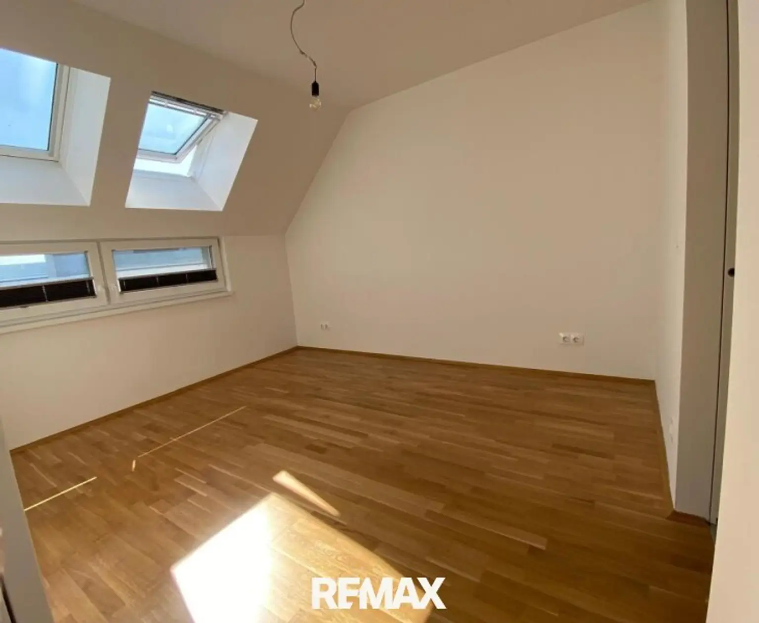 4. Schlafzimmer