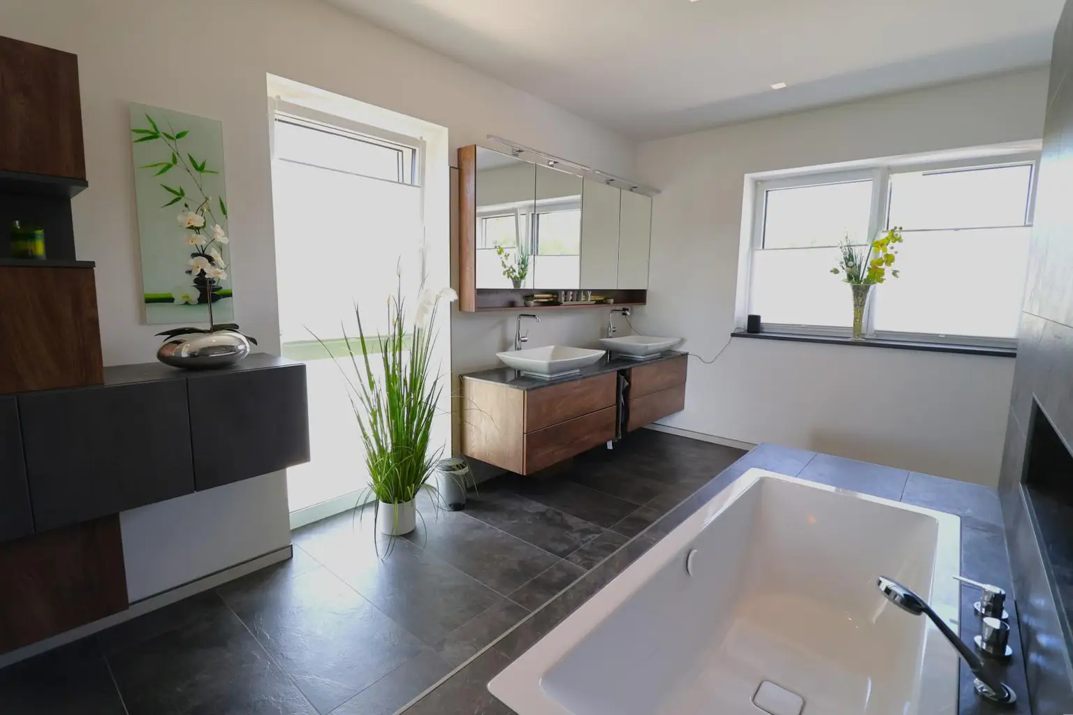 Exklusives Tech-Home mit Vollausstattung!