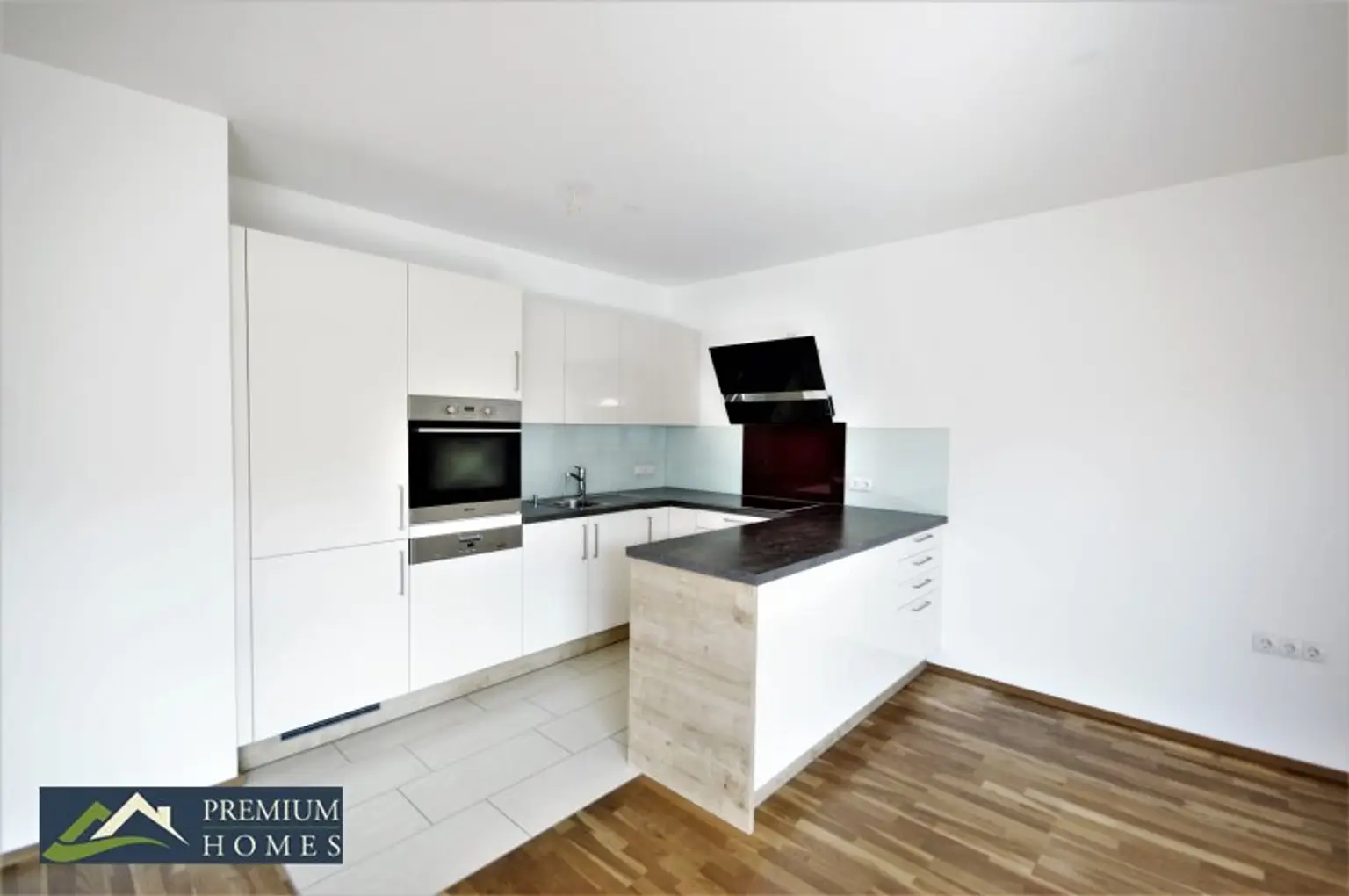 Mietwohnung Kundl: K1 _Der Gipfel des Wohnens Top 5_ 59,37 m²_Wohnzimmer mit Küche