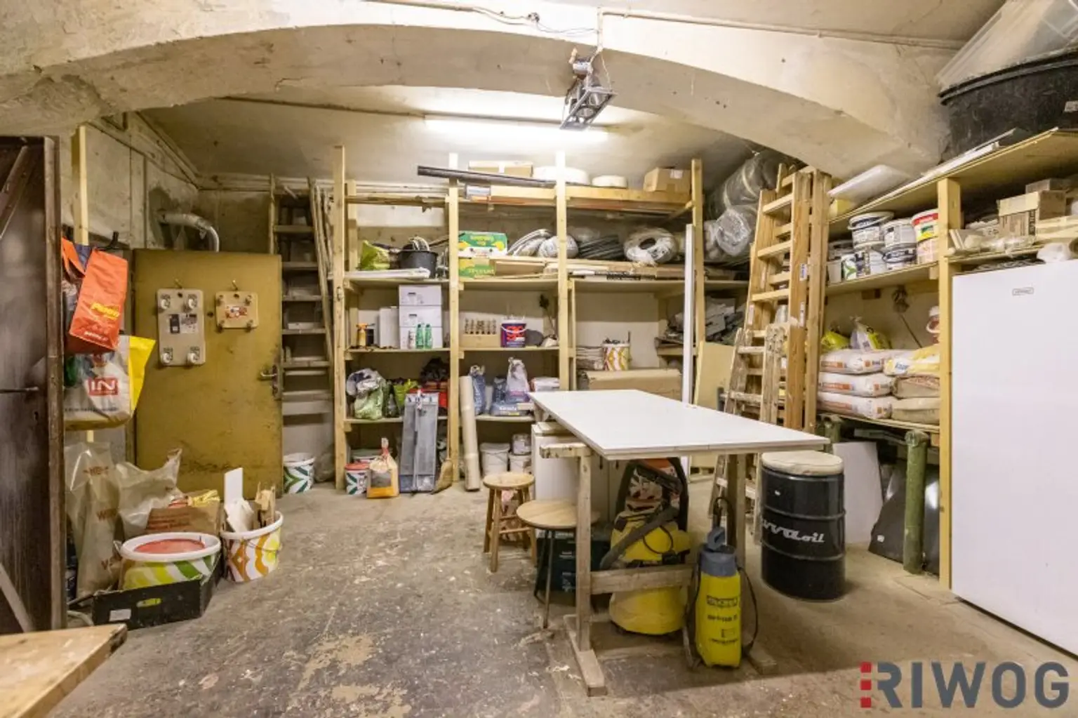 WERKSTATT/LAGER NÄHE 1. BEZIRK, DONAUKANAL UND AUGARTEN | Hof-/Gartennutzung | Wasser, Strom & WC | Rembrandtstraße