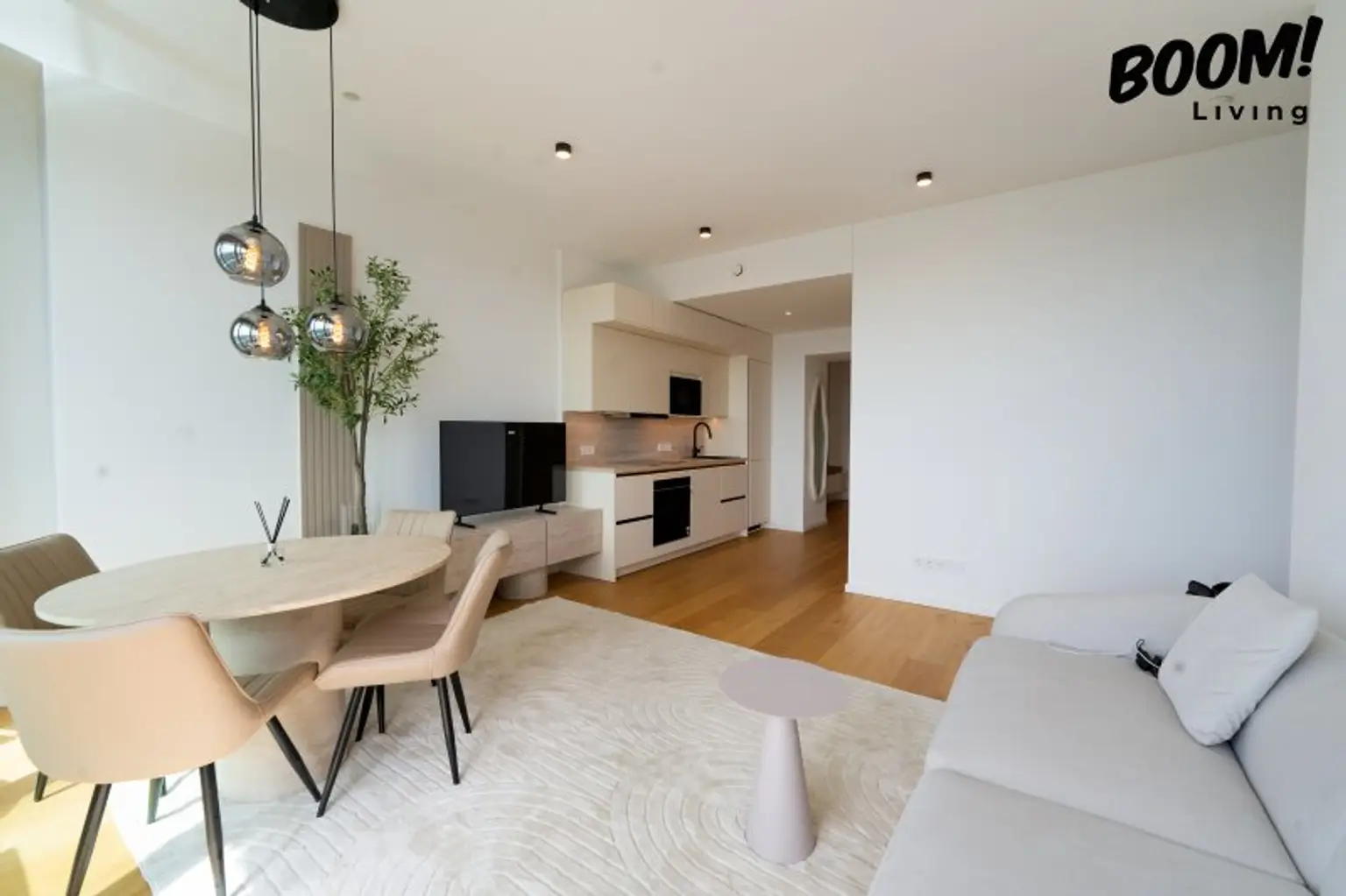 Danubeflats – Österreichs höchstes Wohnhochhaus mit atemberaubendem Ausblick, exklusivem Spa und urbanem Luxus direkt an der Neuen Donau