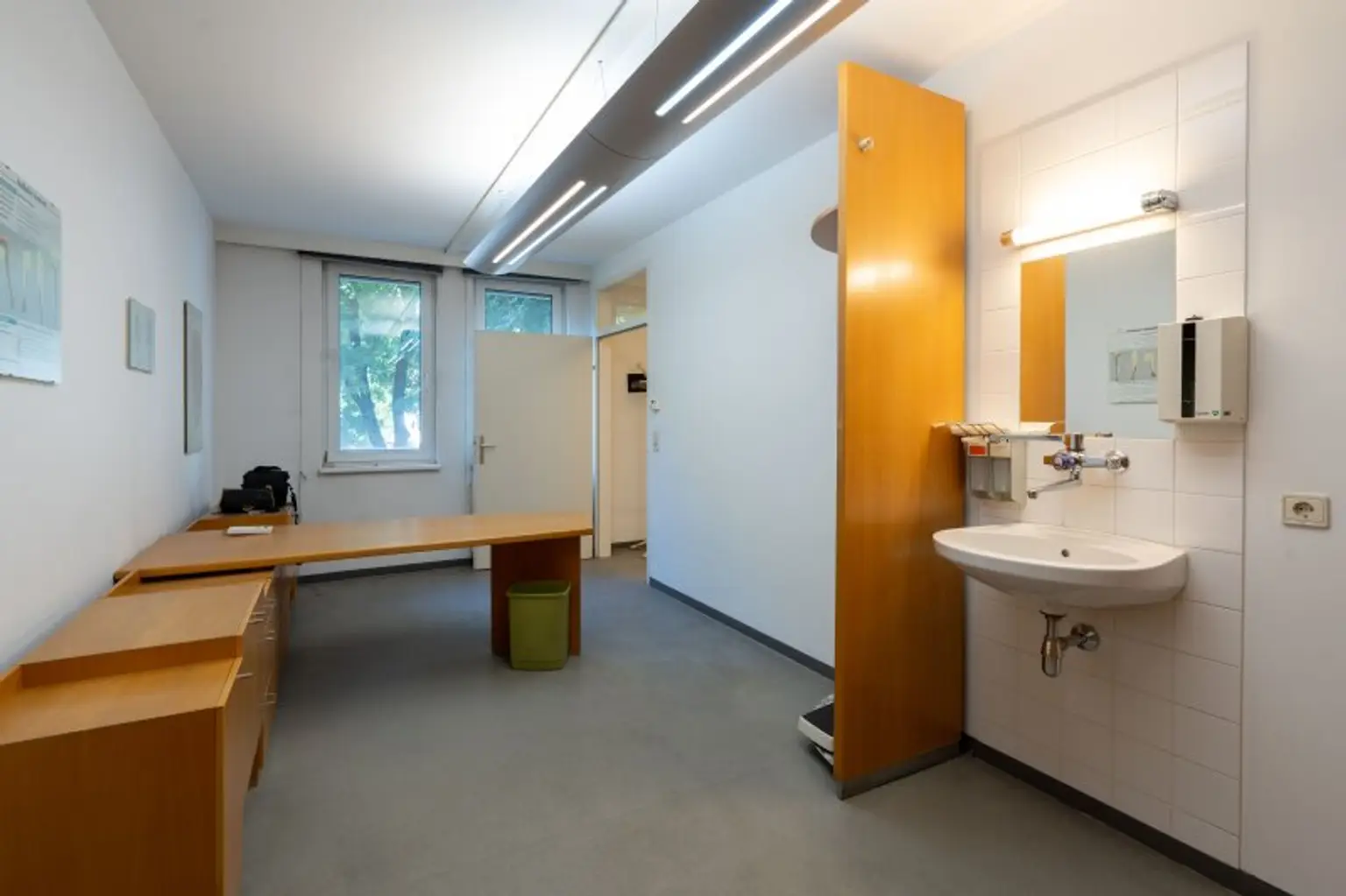 ZU MIETEN: Vielseitig nutzbare Gewerbe/Bürofläche – individuell gestaltbar! Barrierefrei
