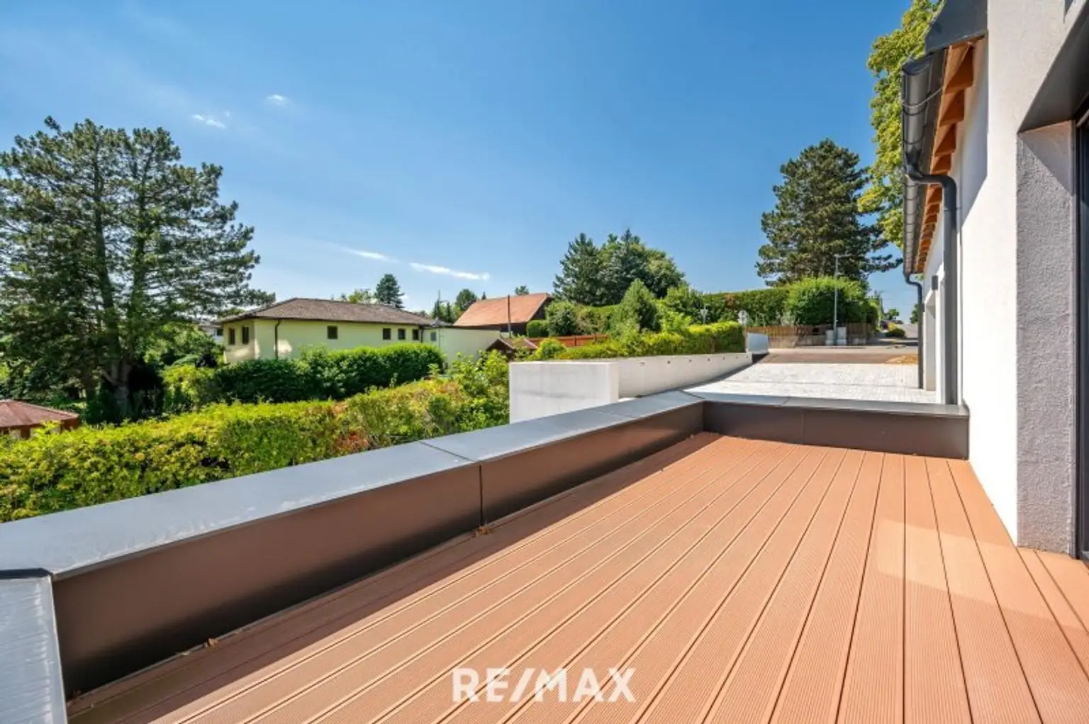 Erstbezug: Großzügiger Familientraum mit unverbaubarem Grünblick!