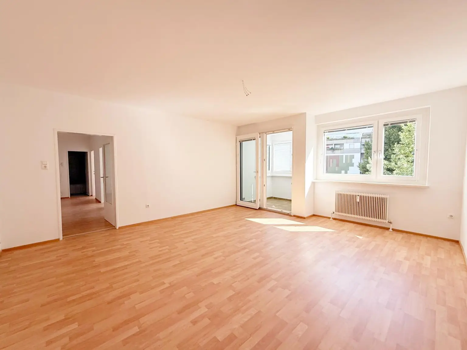 Geräumige 4 Zi. Wohnung im Zentrum von Wels