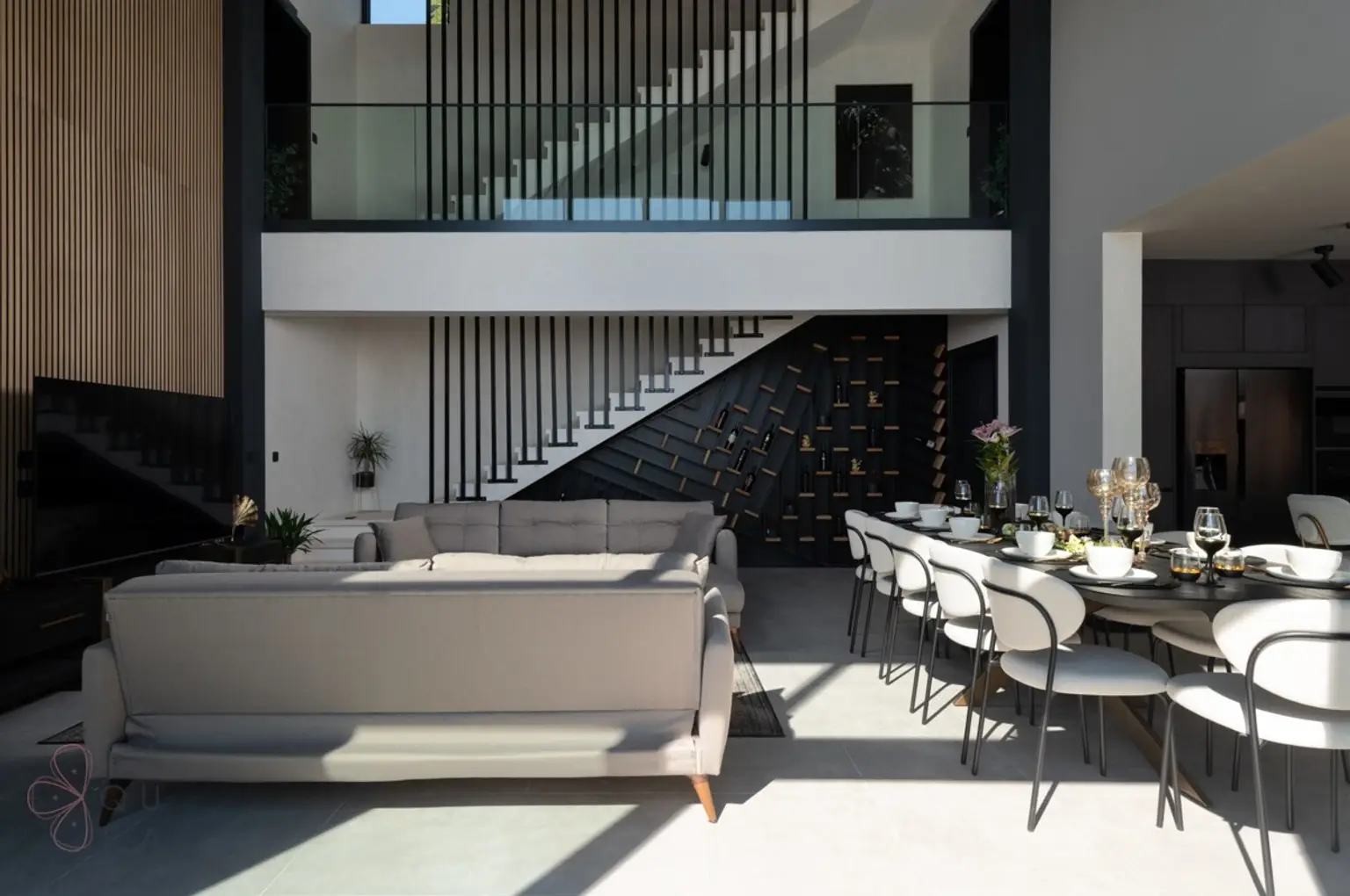 Exklusivität direkt am Meer – Moderne Luxusvilla bei Zadar mit 6 Suiten & Investmentpotenzial