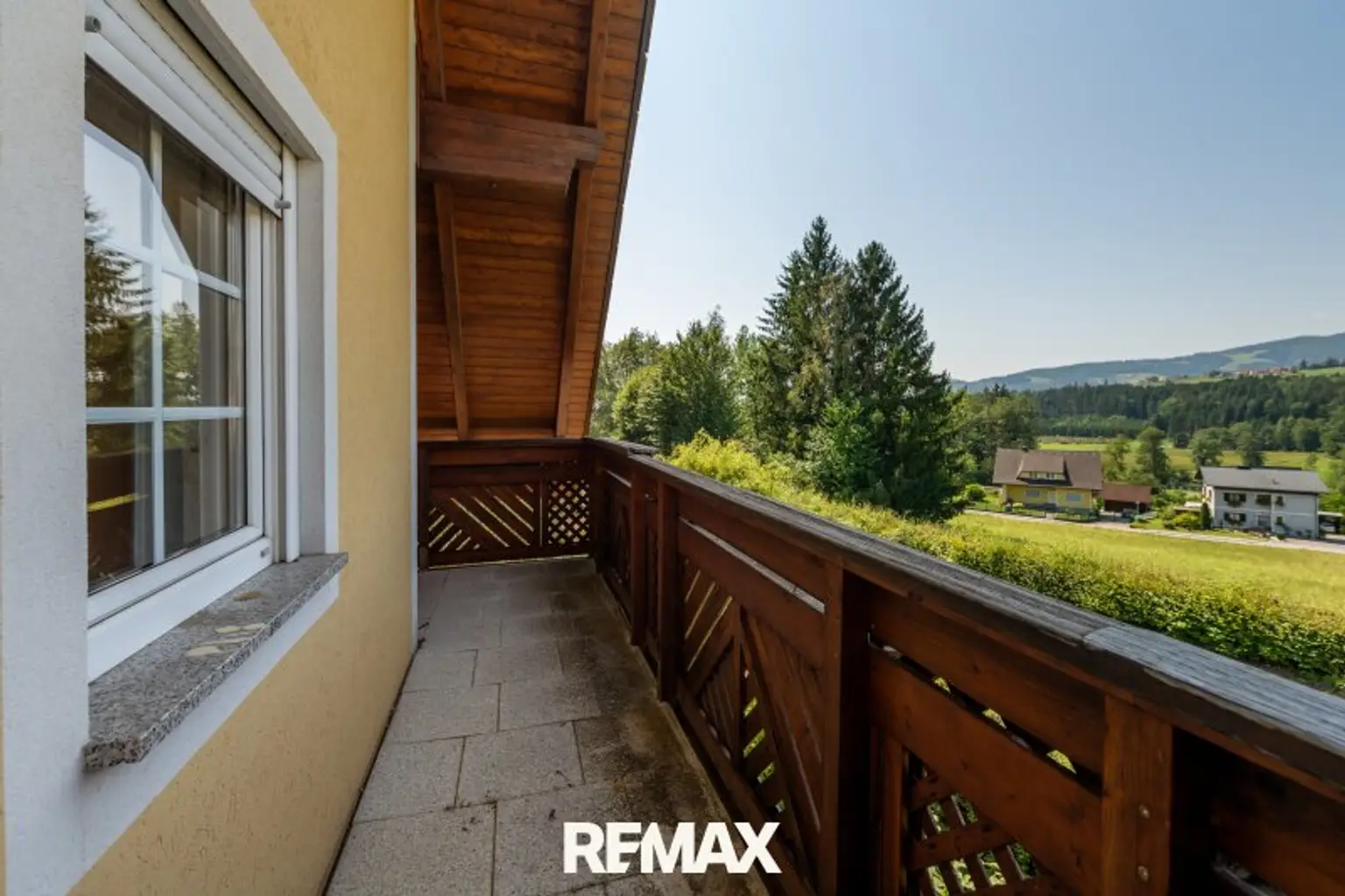 Balkon Süd-West-seitig