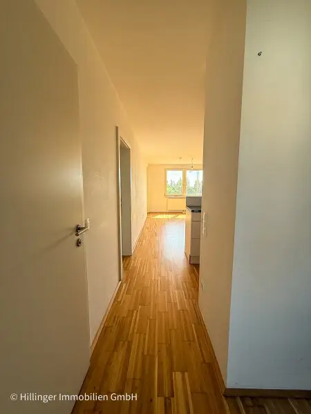 Großzügige 2-Zimmer Wohnung mit Loggia