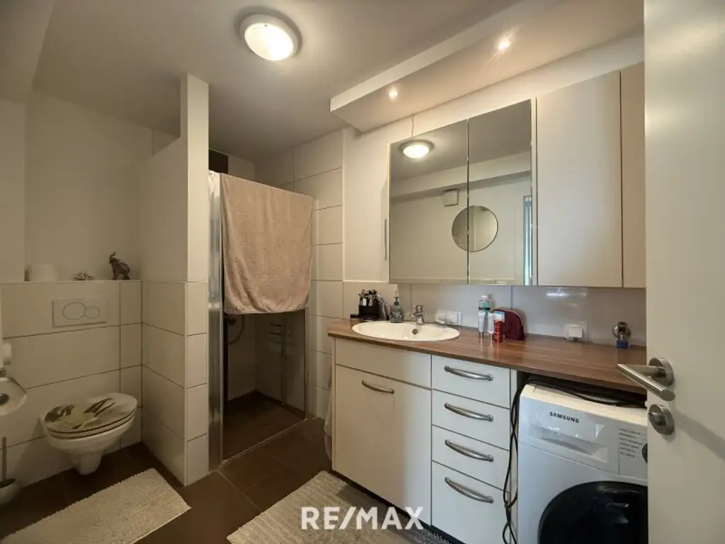 *** Top kernsaniertes 439m² Zinshaus mit Nebengebäude in Kindberg – 4 Einheiten incl. Carports, voll vermietet, starke Renditechance! ***